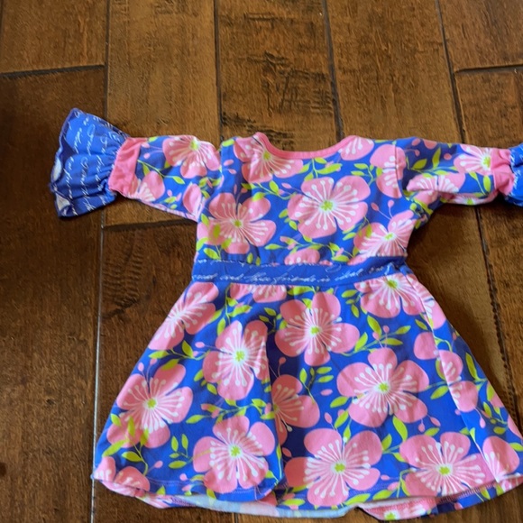 Dress - Picture 3 of 3